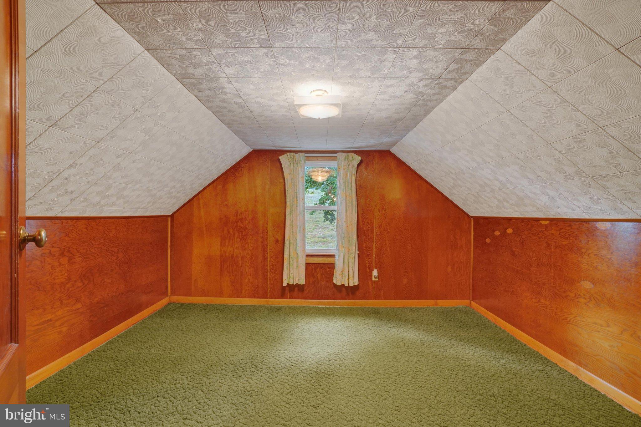 375 Cloverleaf Road York, PA 17406 - Photo 12 of 41 Gallery Image 12