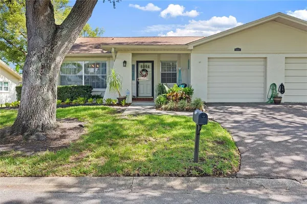 $297,500 | 2220 Marshall Drive, Dunedin, FL 34698