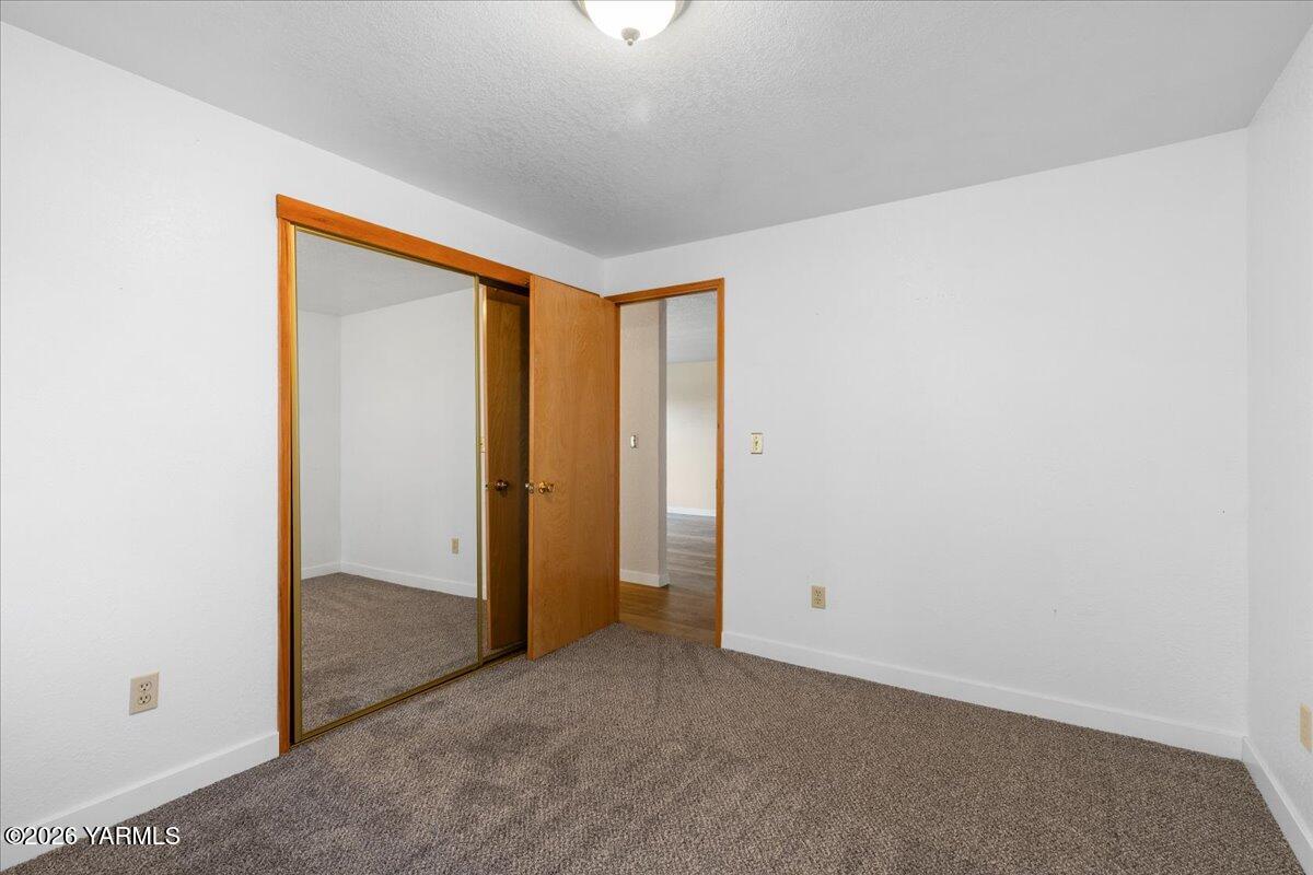 302 South 76th Avenue Yakima, WA 98908 - Photo 18 of 28 Bedroom 2