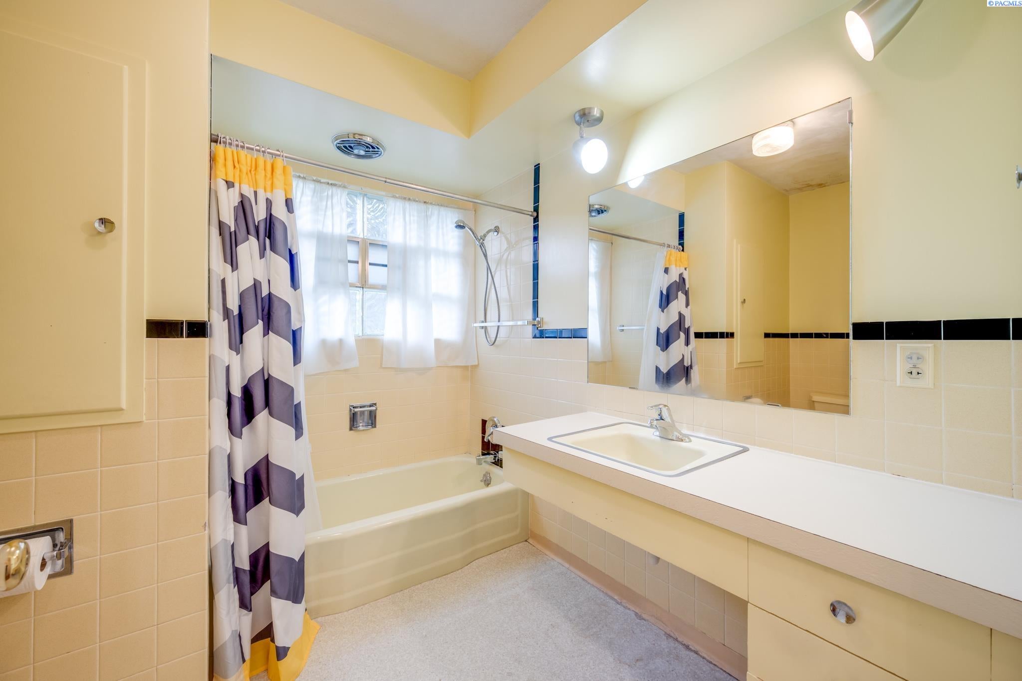 732 Southeast Ridgeview Street Pullman, WA 99163 - Photo 12 of 27 Gallery Image 12