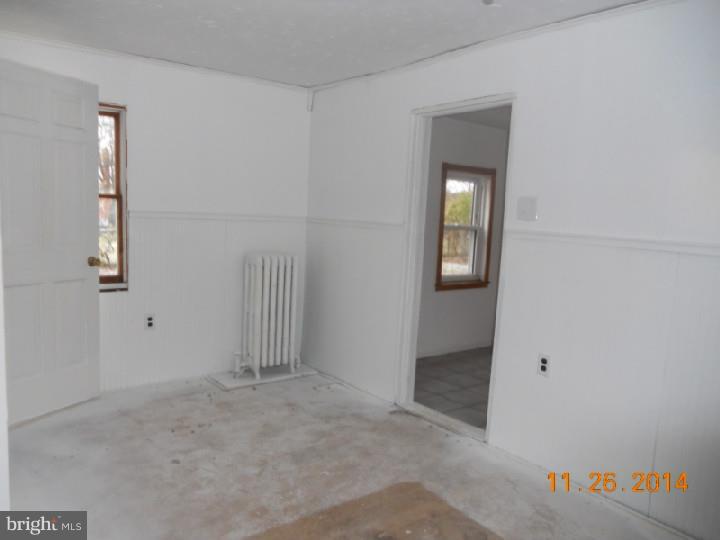 17 Polk Street Riverside, NJ 08075 - Photo 11 of 15 Bedroom