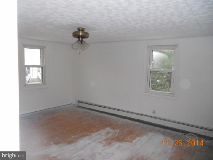 17 Polk Street Riverside, NJ 08075 - Photo 7 of 15 Dining Room