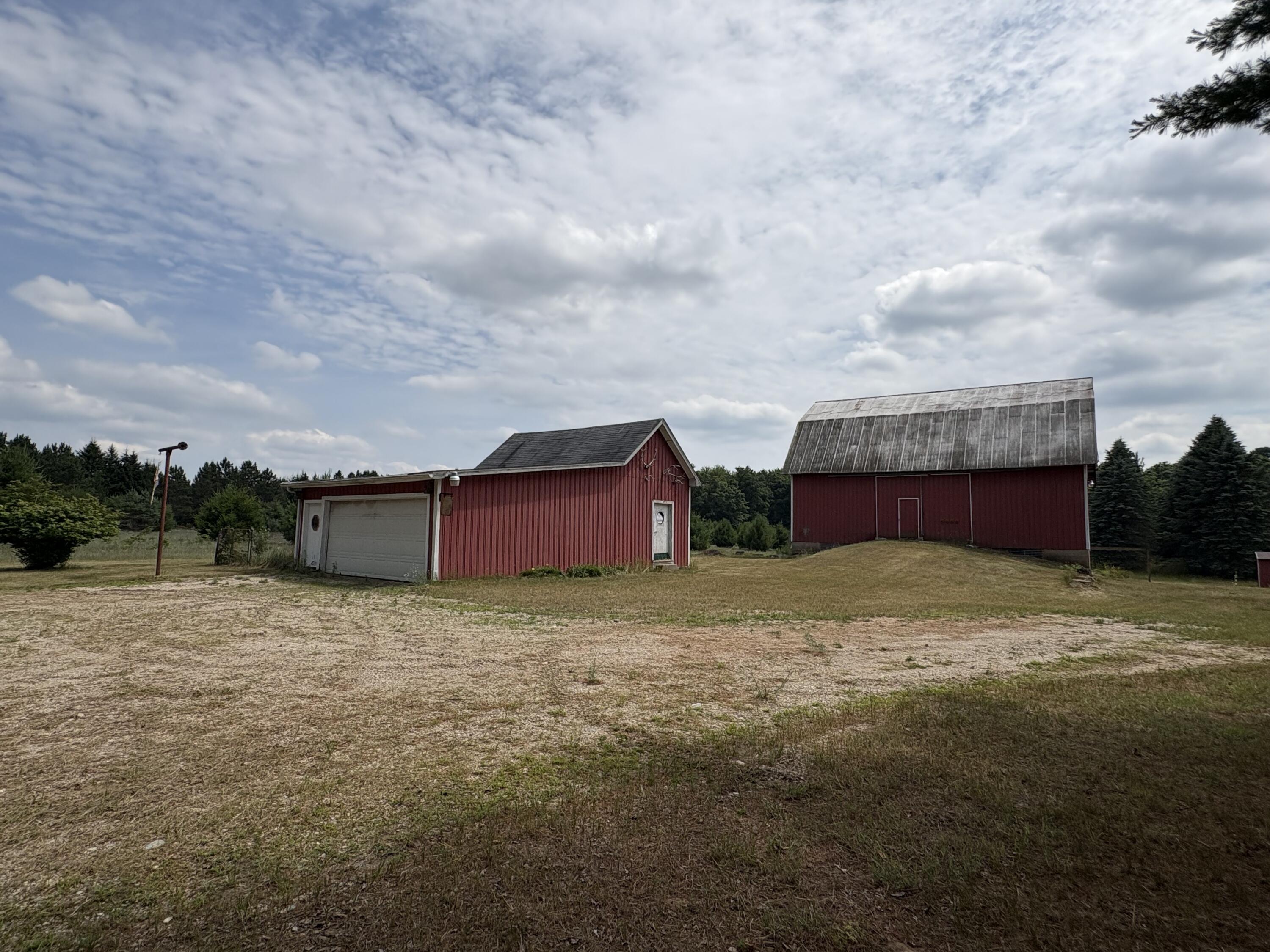 22347 5 Mile Road Morley, MI 49336 - Photo 57 of 77 IMG_4106