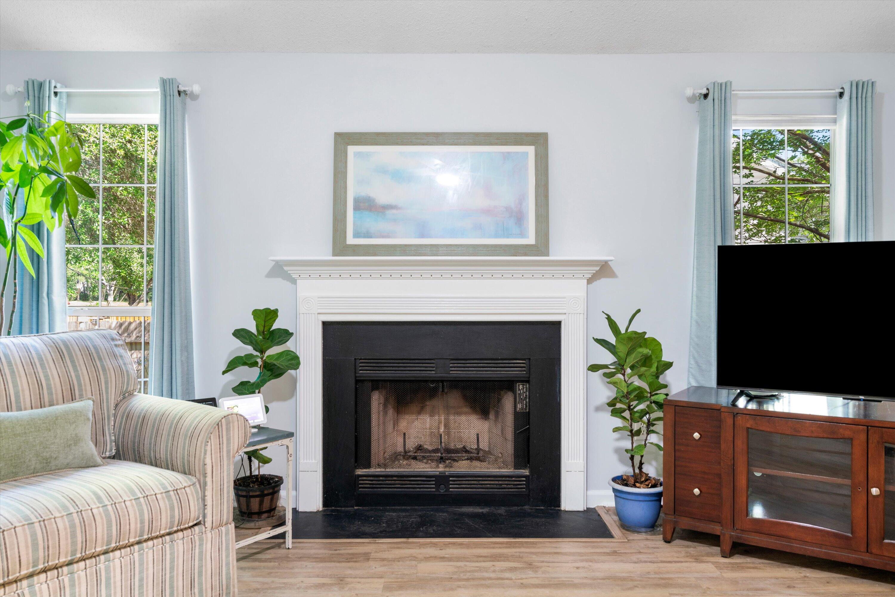 1227 Ocean View Road Charleston, SC 29412 - Photo 11 of 32