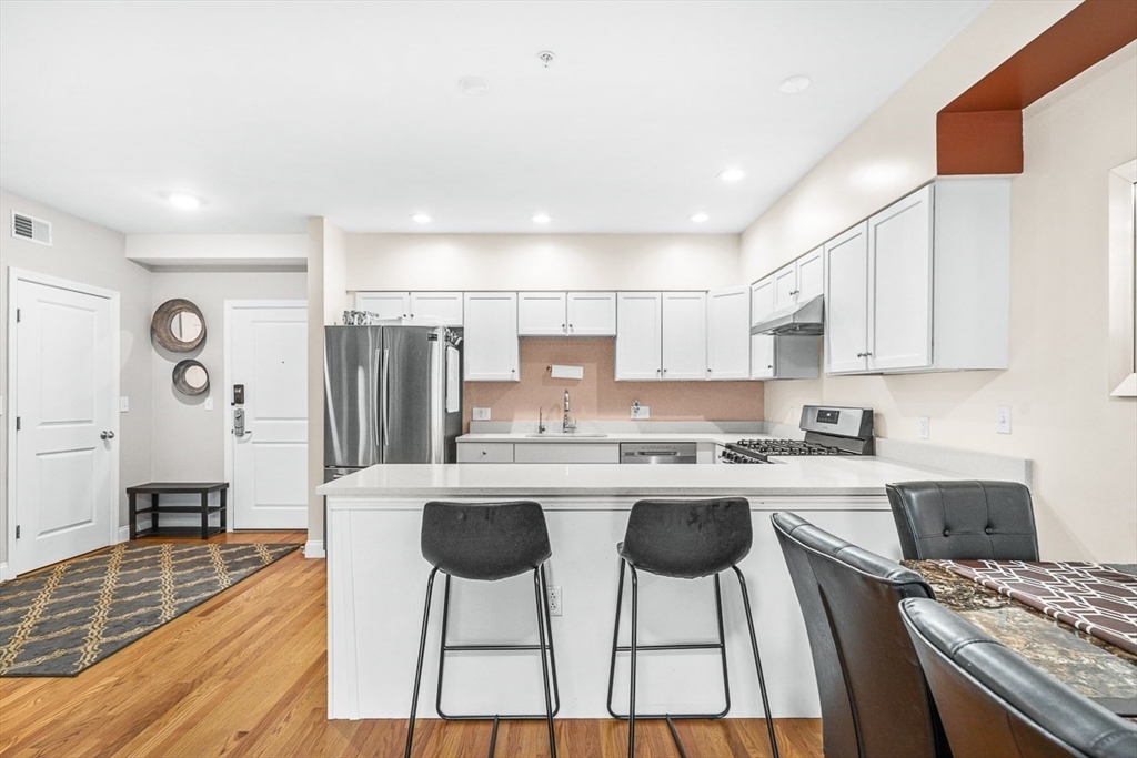 15 Guild Street, Unit 302 Boston, MA 02119 - Photo 6 of 25