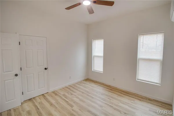 $179,200 | 236 West Delmar Avenue, Godfrey, IL 62035