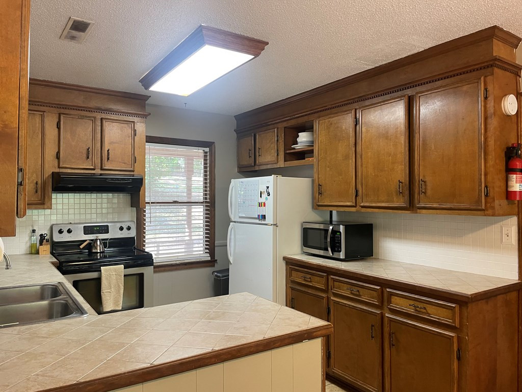 7040 Acton Road Dalzell, SC 29040 - Photo 8 of 22 Gallery Image 8