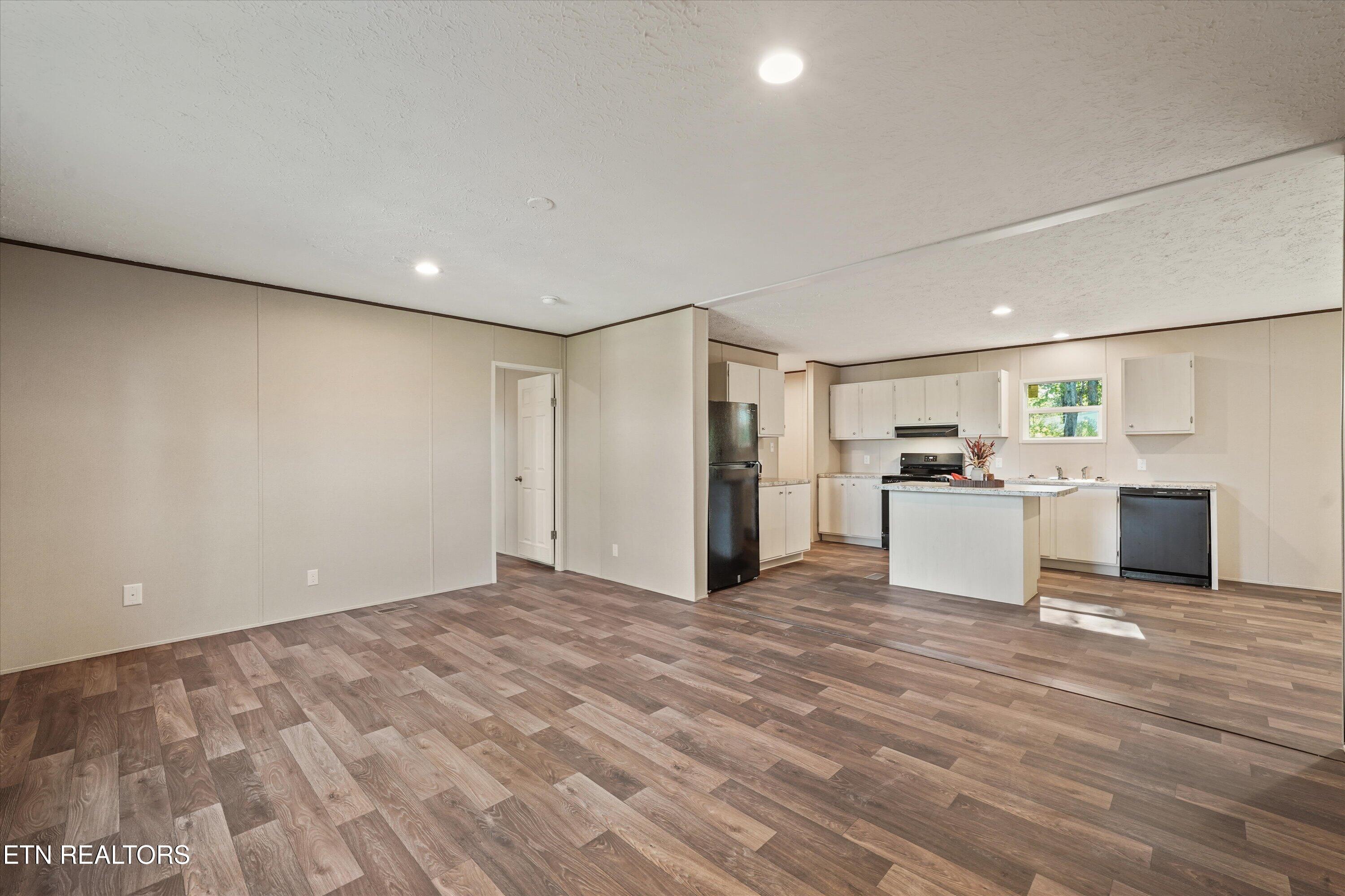 05-707 Old Riceville Rd 02