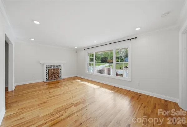 $725,000 | 1512 Little Hill Road, Newton, NC 28658