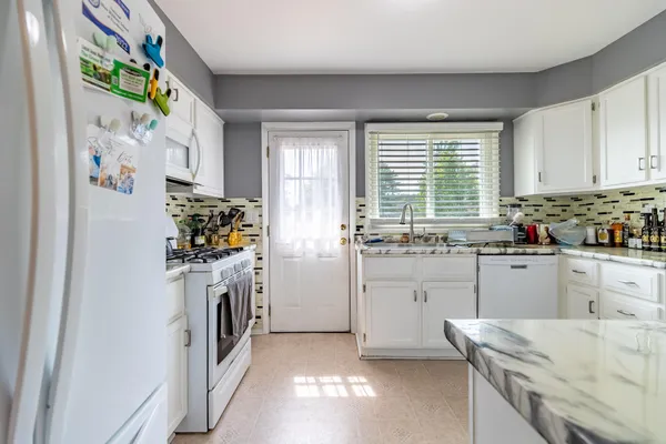 $355,000 | 8624 Garfield Avenue, Munster, IN 46321