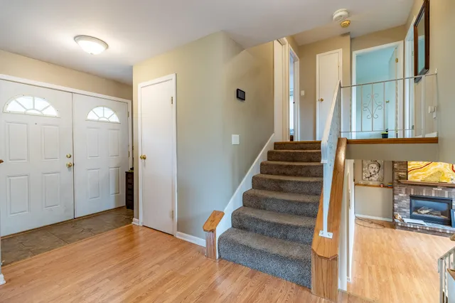 $360,000 | 8624 Garfield Avenue, Munster, IN 46321