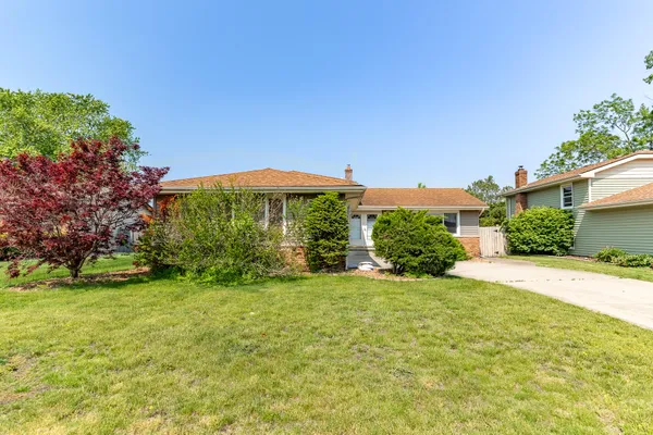 $355,000 | 8624 Garfield Avenue, Munster, IN 46321