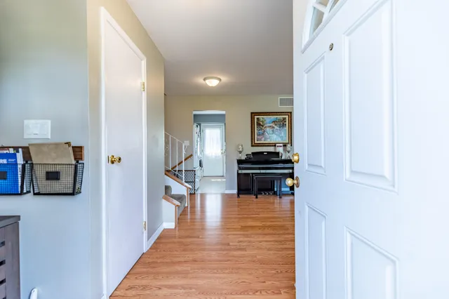 $360,000 | 8624 Garfield Avenue, Munster, IN 46321