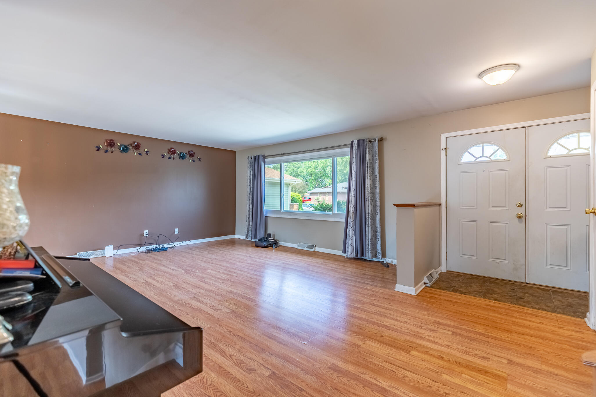 8624 Garfield Avenue Munster, IN 46321 - Photo 8 of 29 2054x1369