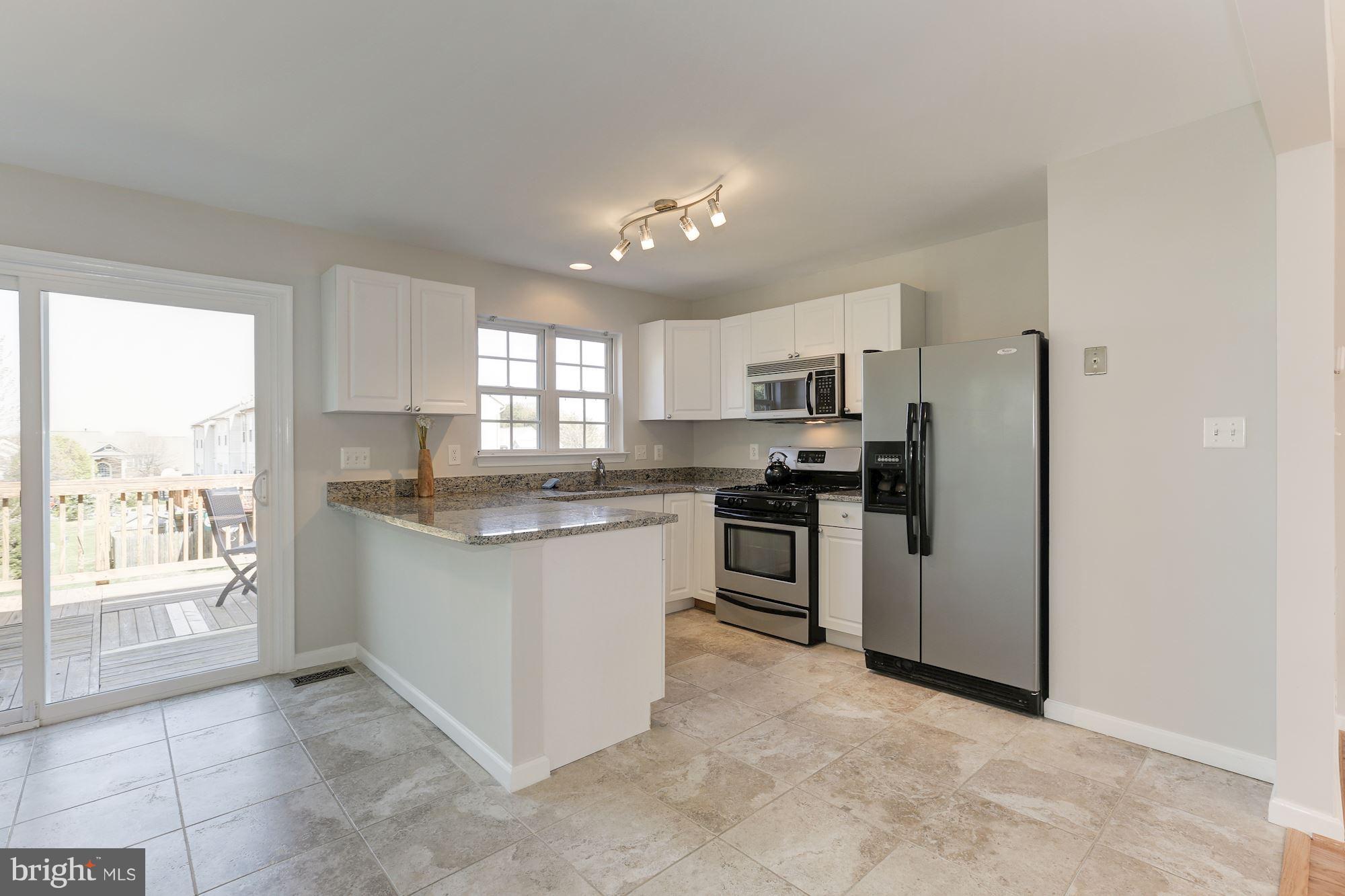 6326 Deer Ridge Trail Springfield, VA 22150 - Photo 3 of 30 Kitchen