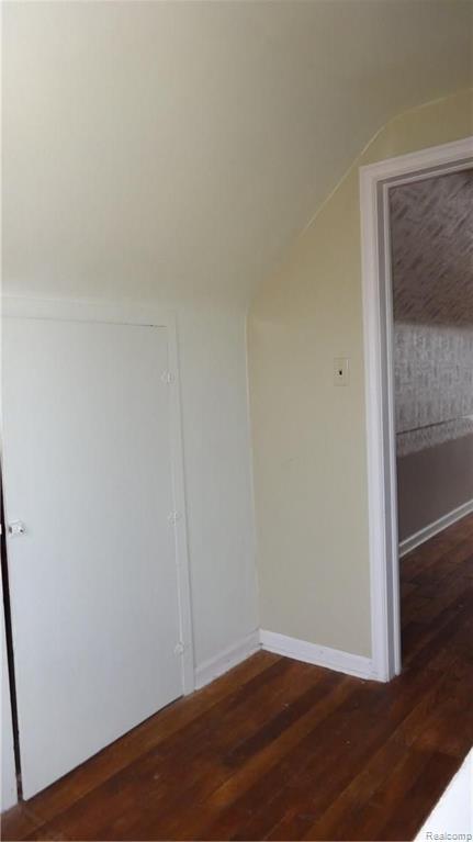 24919 Calvin Street Dearborn, MI 48124 - Photo 21 of 32