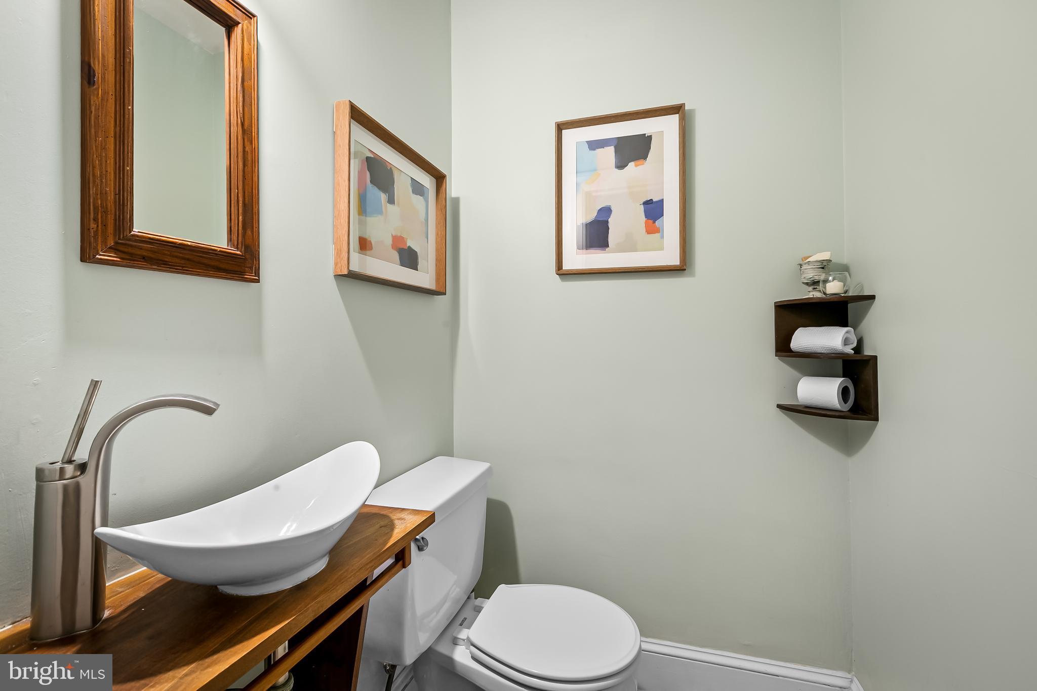 3950 Cloverhill Road Baltimore, MD 21218 - Photo 19 of 47