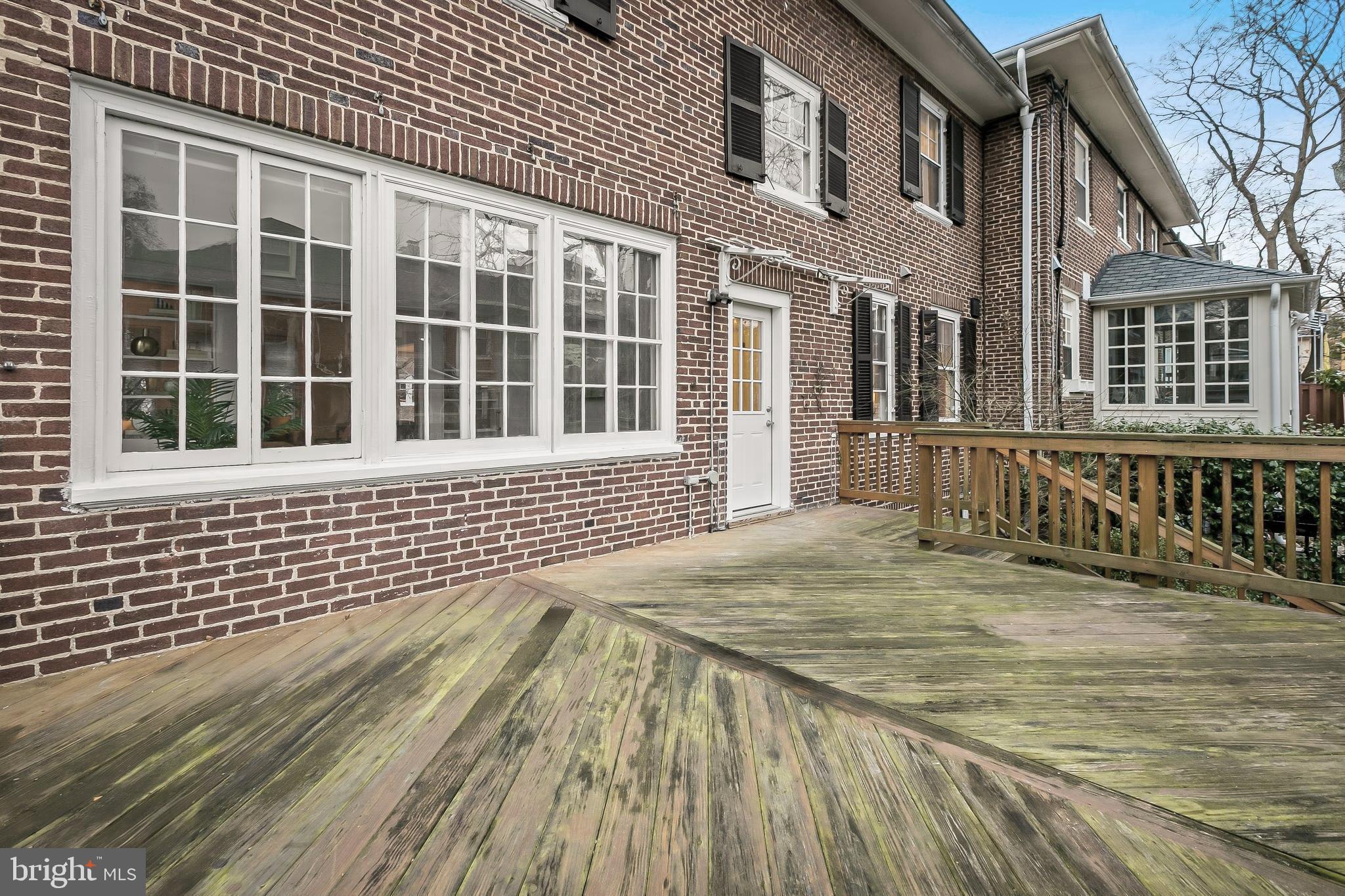 3950 Cloverhill Road Baltimore, MD 21218 - Photo 40 of 47