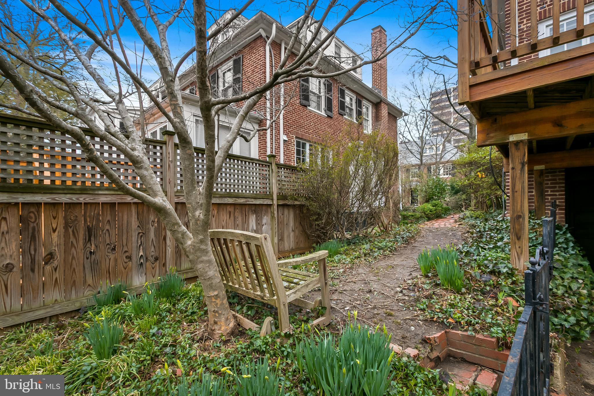 3950 Cloverhill Road Baltimore, MD 21218 - Photo 43 of 47