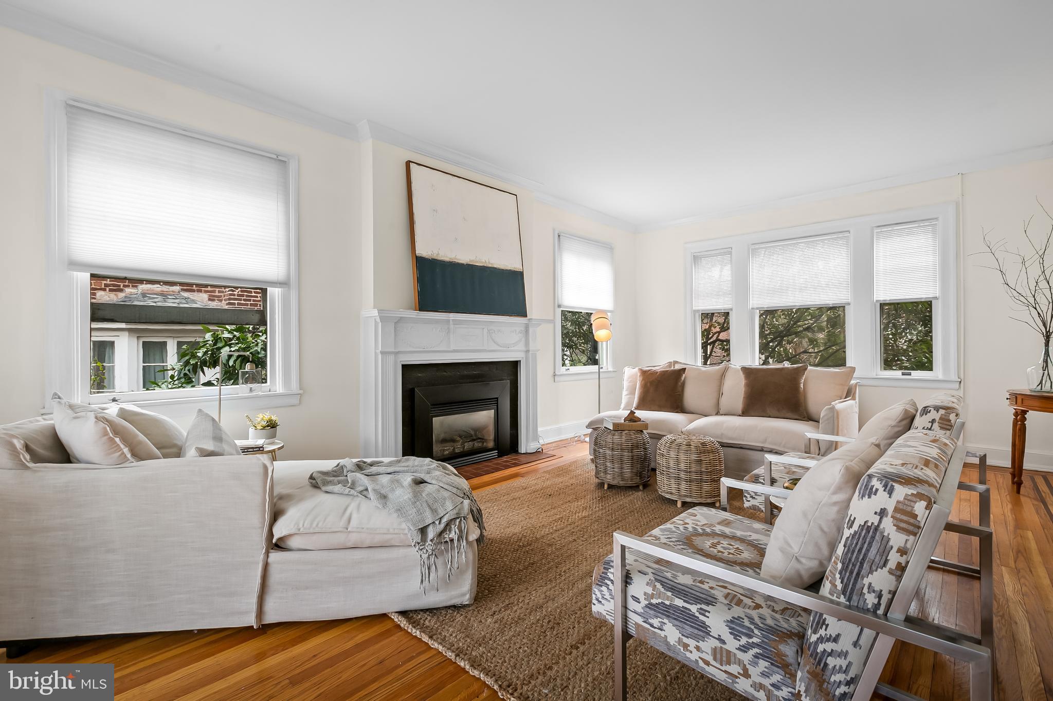 3950 Cloverhill Road Baltimore, MD 21218 - Photo 6 of 47