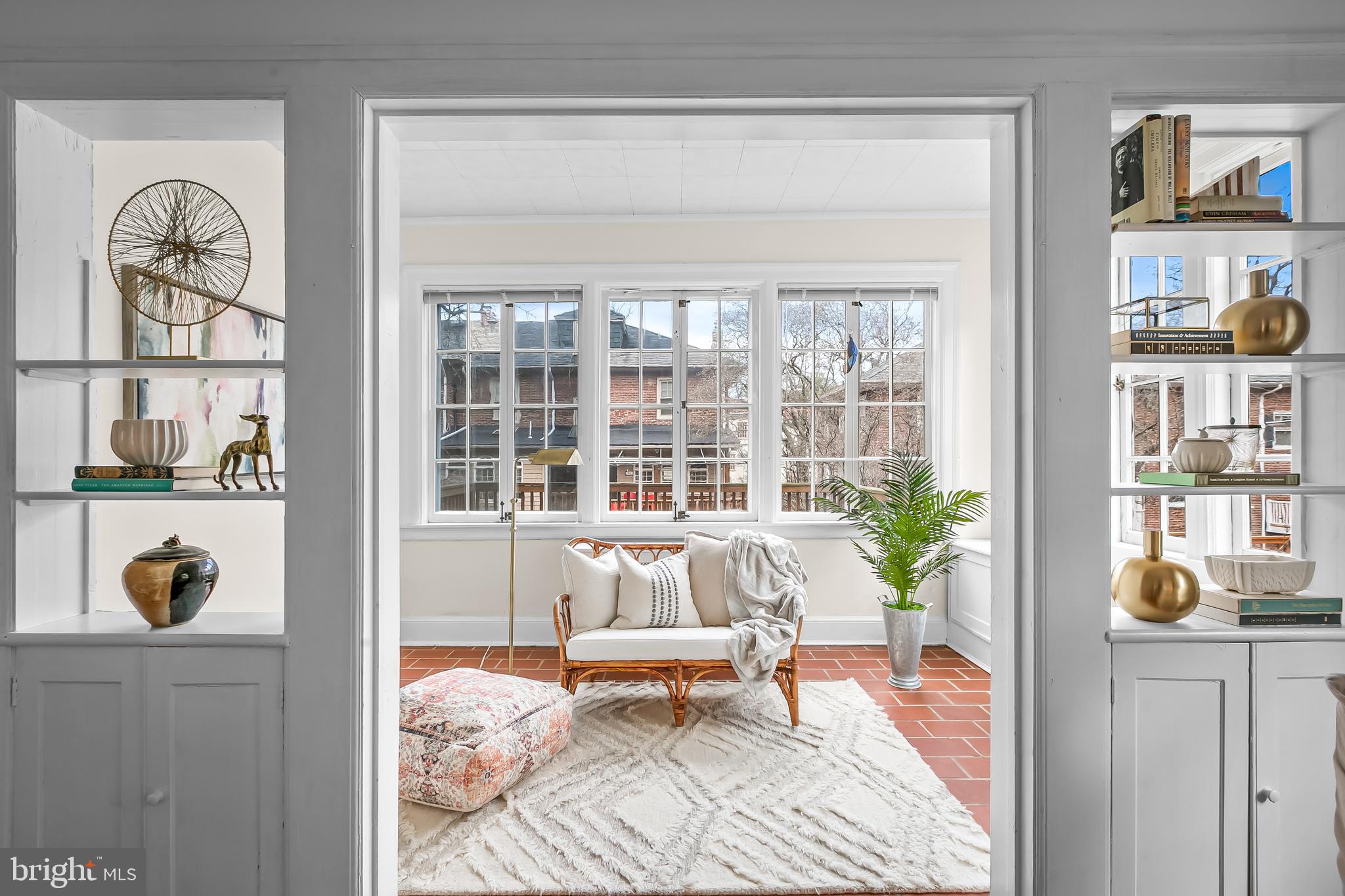 3950 Cloverhill Road Baltimore, MD 21218 - Photo 9 of 47