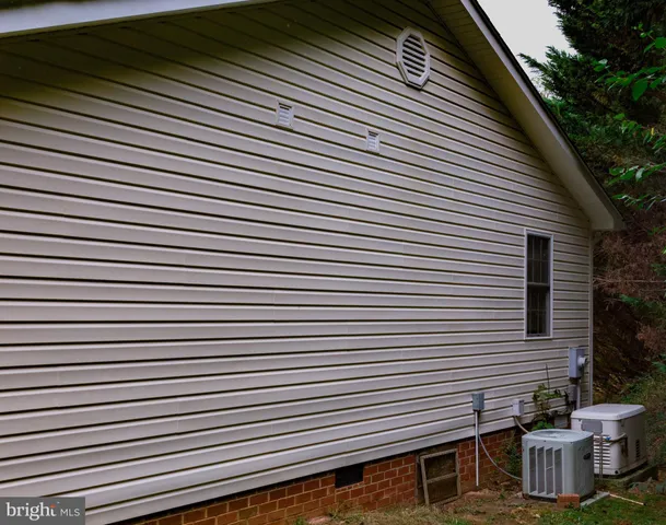 $460,000 | 11330 Boston Drive, Boston, VA 22713