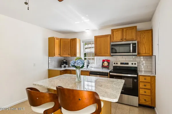 $444,900 | 3014 Little Creek Lane, Hillsborough, NC 27278