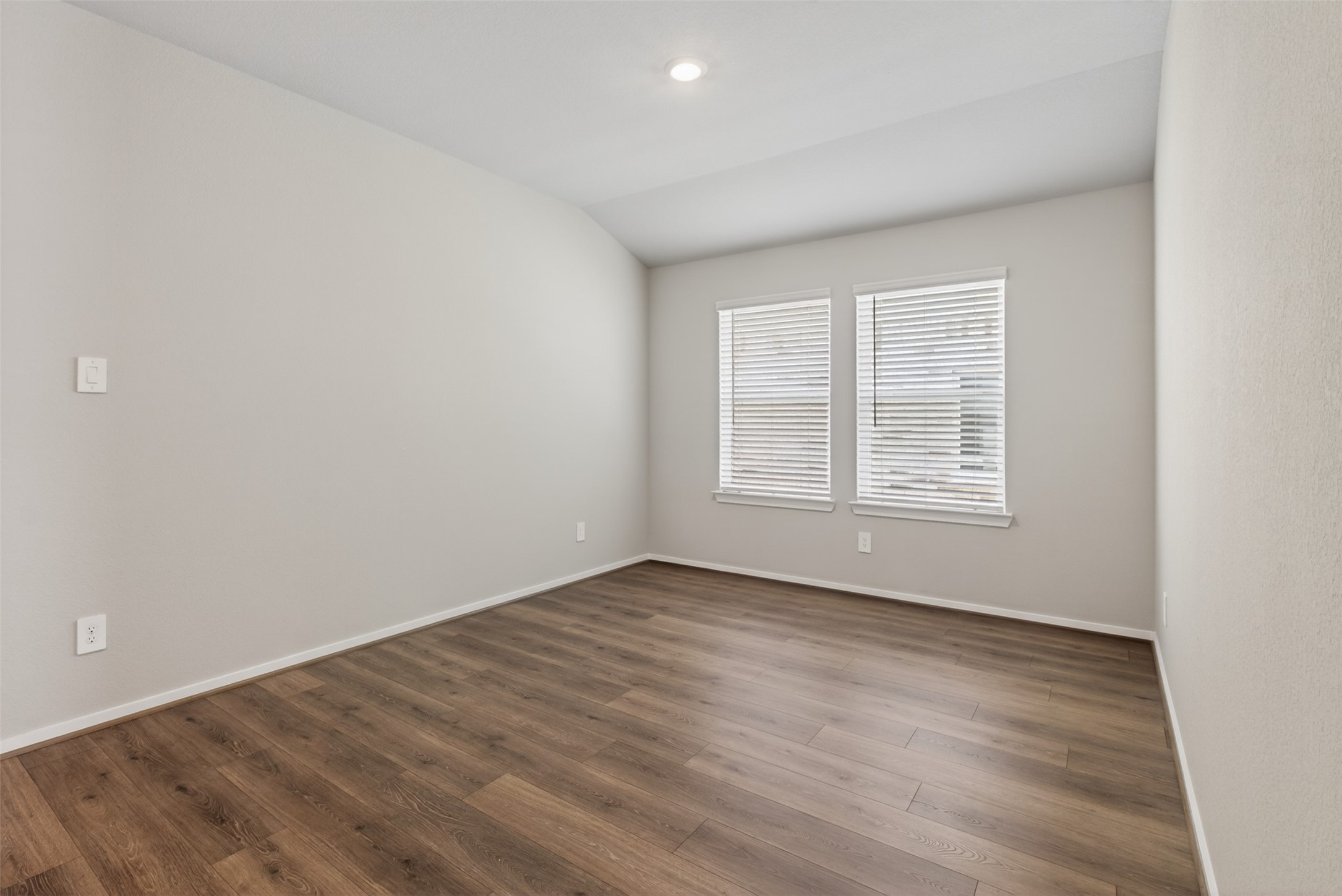 1657 Hopson Ranch Drive Conroe, TX 77301 - Photo 8 of 32
