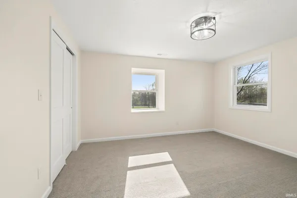 $925,000 | 11136 North 200 West, Markle, IN 46770