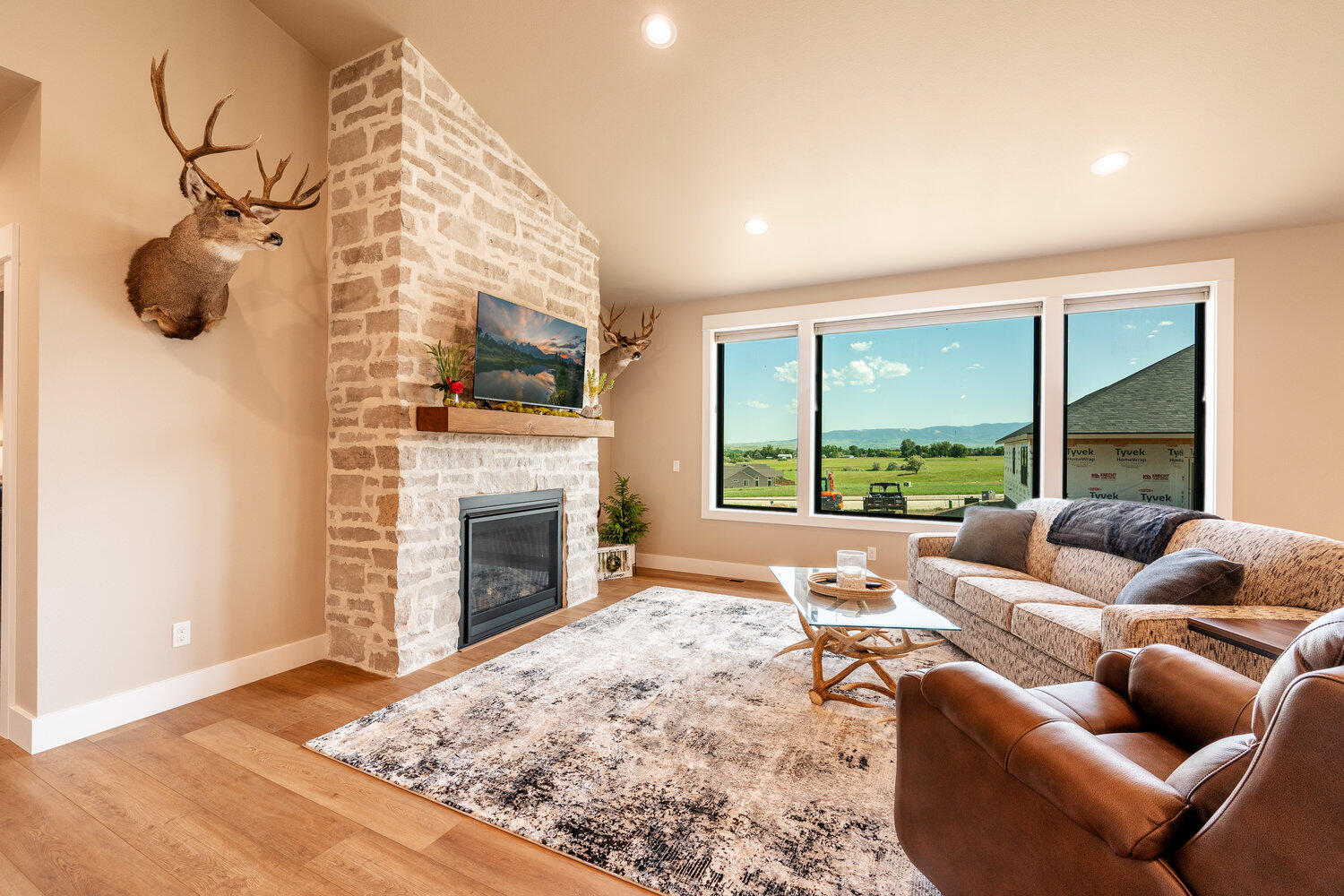 388 Legacy Road Sheridan, WY 82801 - Photo 3 of 27 8 Living Room Gas Fireplace