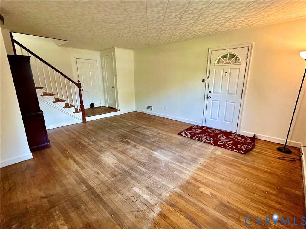 2107 Barclay Road Henrico, VA 23228 - Photo 3 of 36
