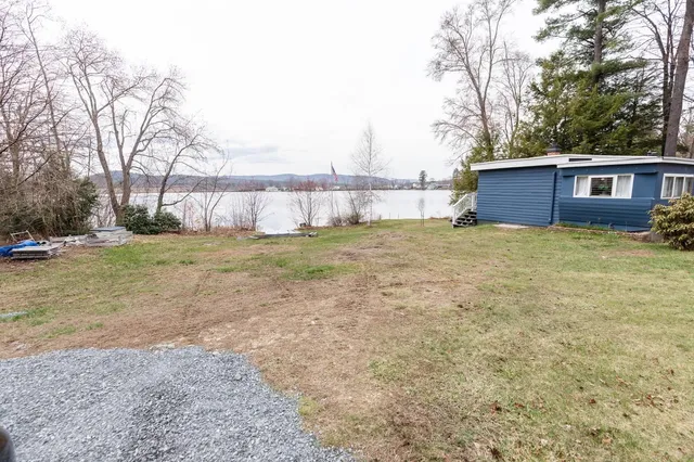 $2,300 | 81 Wilson Pond Road, Swanzey, NH 03431