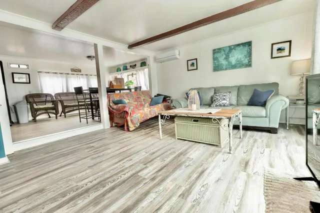 $2,300 | 81 Wilson Pond Road, Swanzey, NH 03431