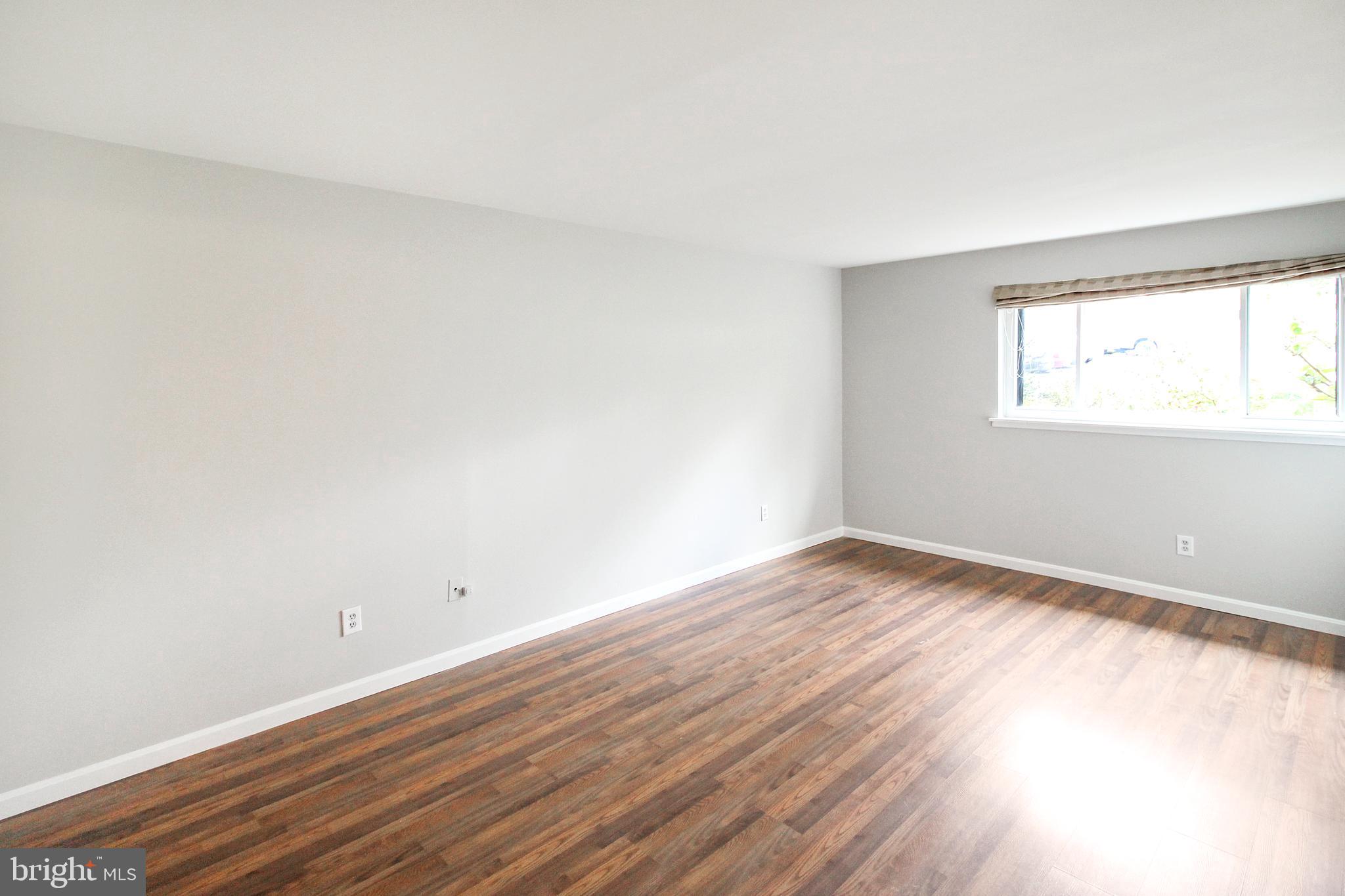 1661 Parkcrest Circle, Unit 100 Reston, VA 20190 - Photo 14 of 20