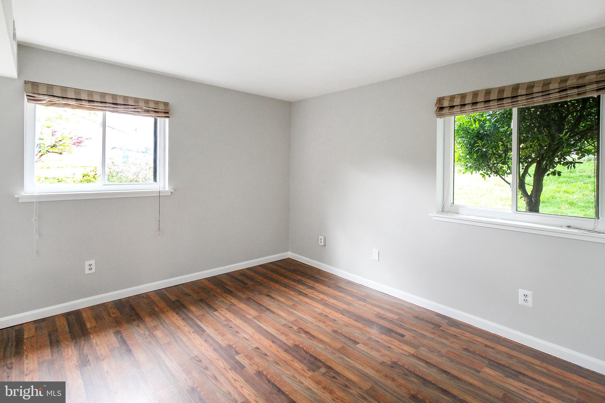1661 Parkcrest Circle, Unit 100 Reston, VA 20190 - Photo 17 of 20