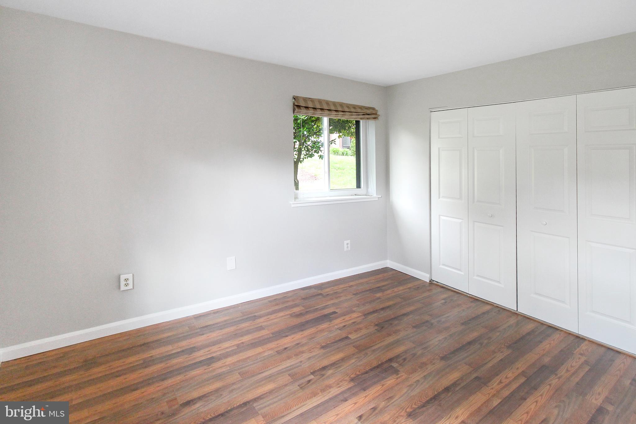 1661 Parkcrest Circle, Unit 100 Reston, VA 20190 - Photo 18 of 20