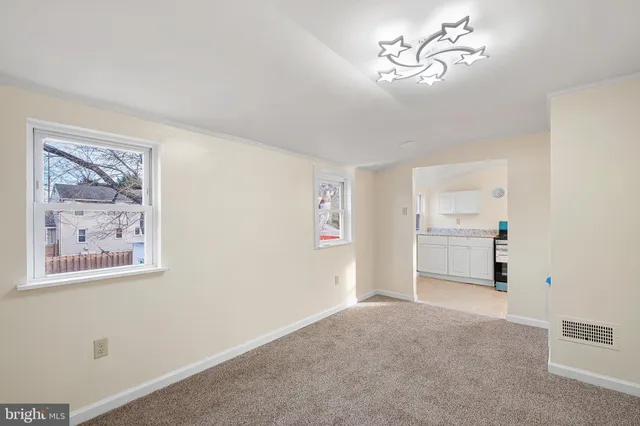 $369,000 | 203 Silview Avenue, Wilmington, DE 19804