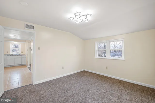 $369,000 | 203 Silview Avenue, Wilmington, DE 19804