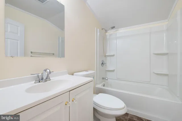 $369,000 | 203 Silview Avenue, Wilmington, DE 19804