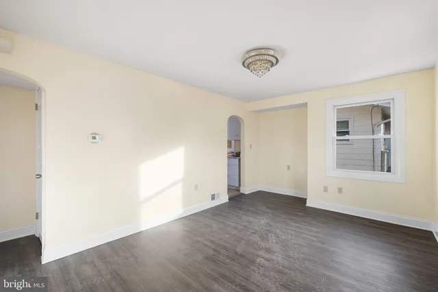 $369,000 | 203 Silview Avenue, Wilmington, DE 19804