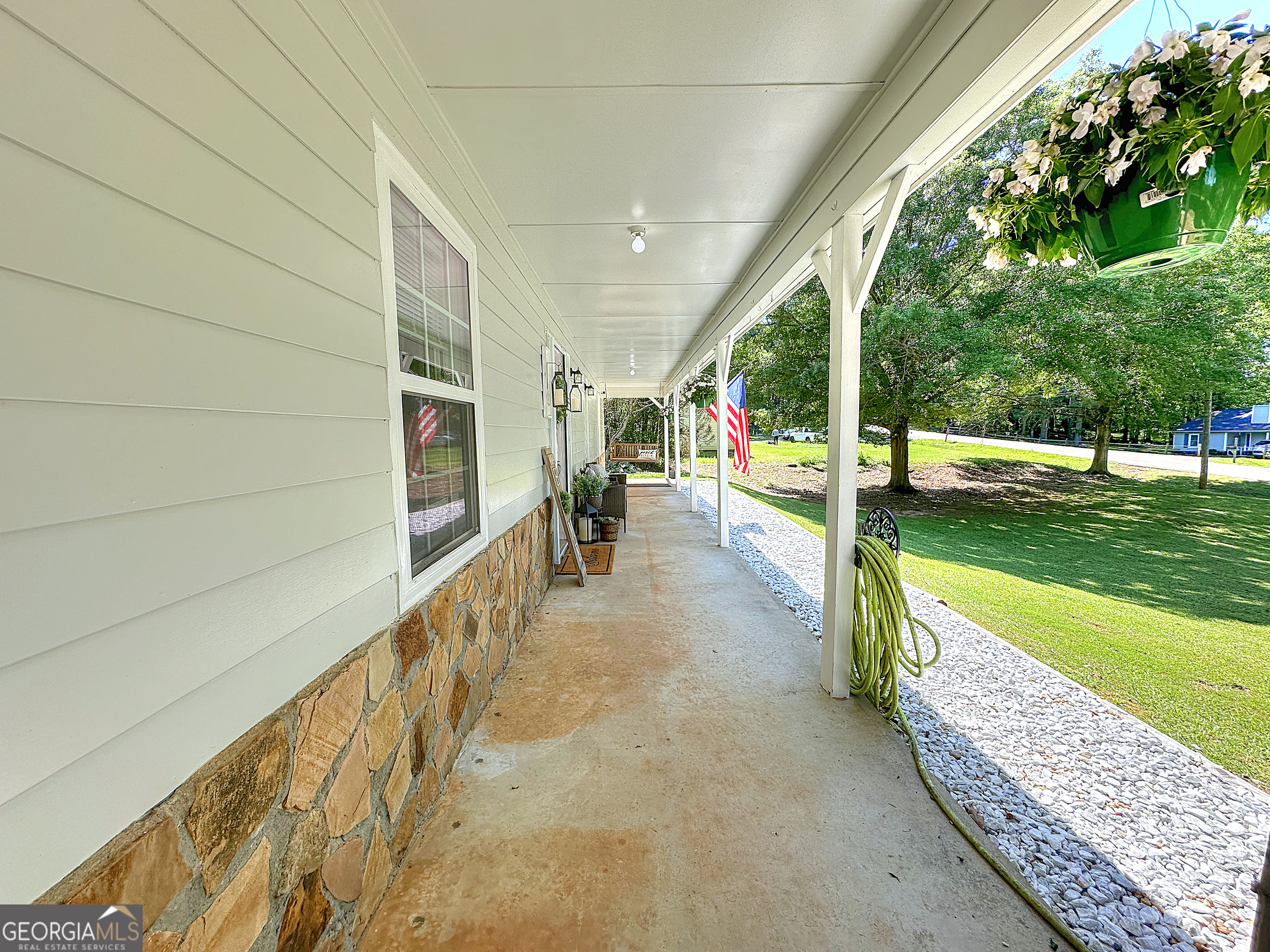 131 Rob Roy Road LaGrange, GA 30240 - Photo 2 of 31