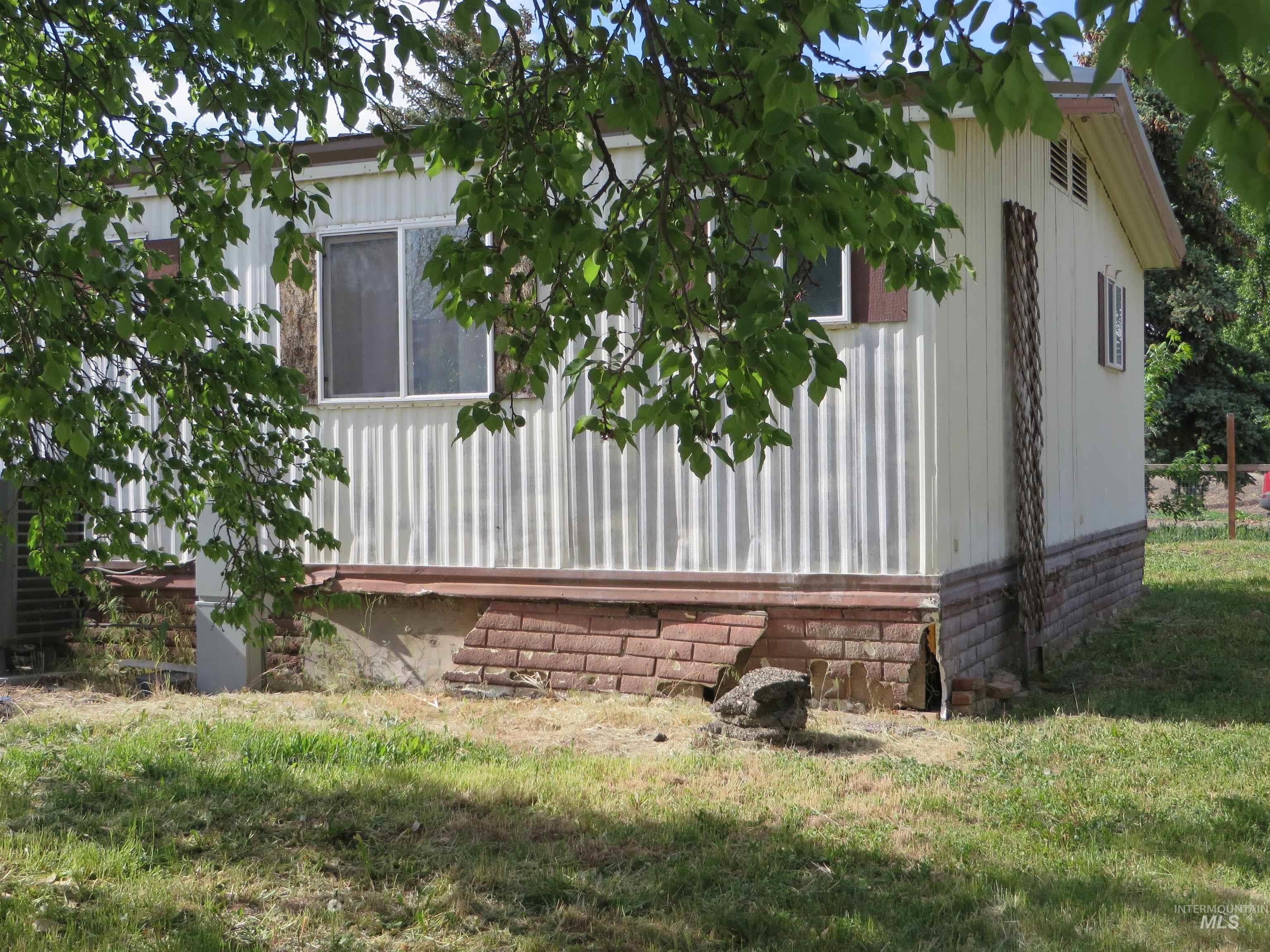 937 Indianhead Road Weiser, ID 83672 - Photo 21 of 36