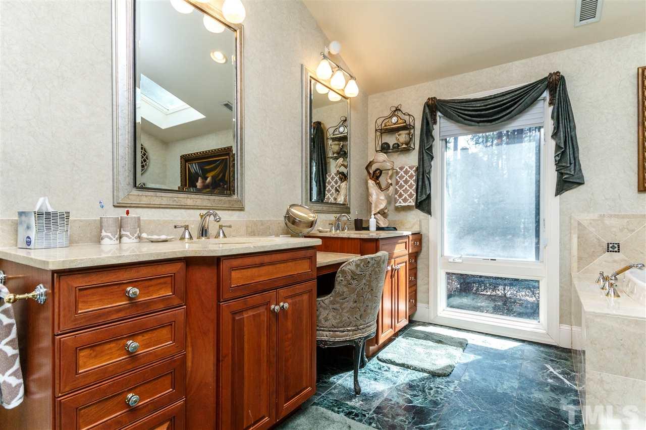 8628 King's Arms Way Raleigh, NC 27615 - Photo 17 of 30 Gallery Image 17