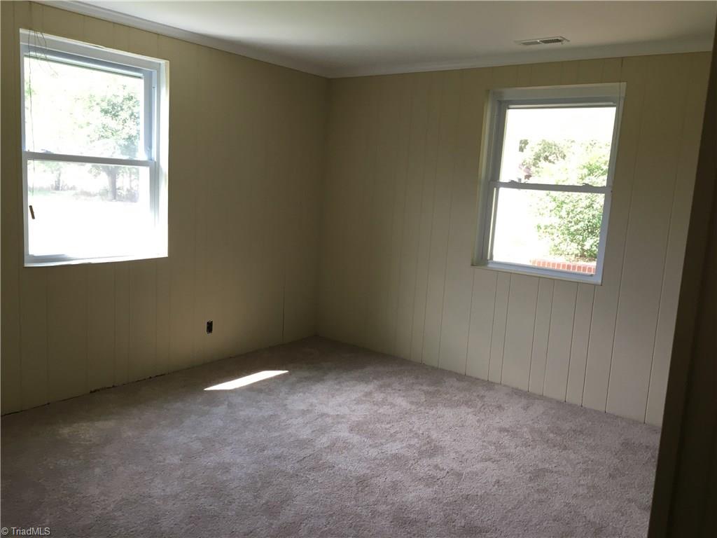 1935 Upper Road Seagrove, NC 27341 - Photo 7 of 26 Bedroom 2