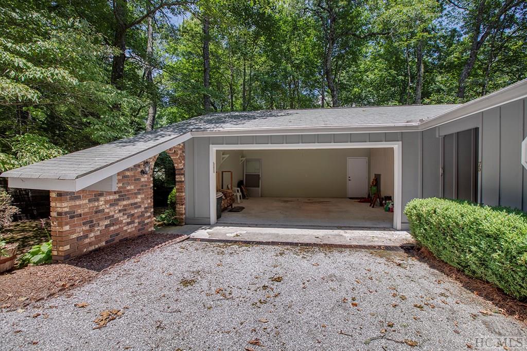 76 Overlook Road Highlands, NC 28741 - Photo 17 of 17 Gallery Image 17