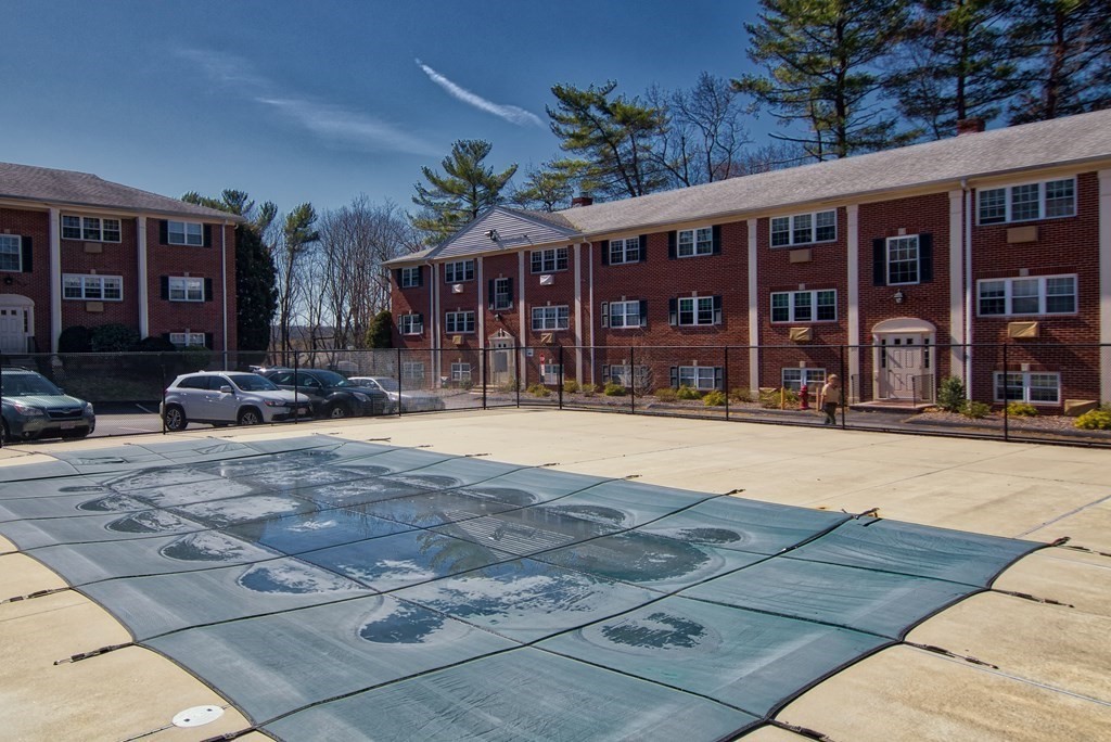 31 Arlington Road, Unit 6 Woburn, MA 01801 - Photo 12 of 12