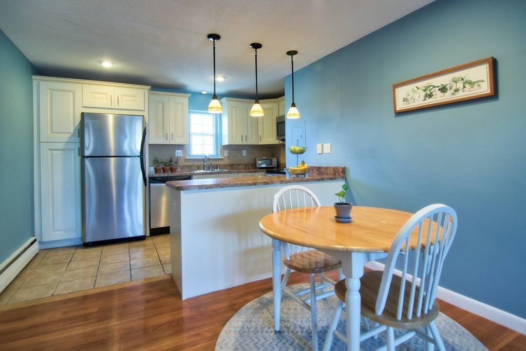 31 Arlington Road, Unit 6 Woburn, MA 01801 - Photo 3 of 12