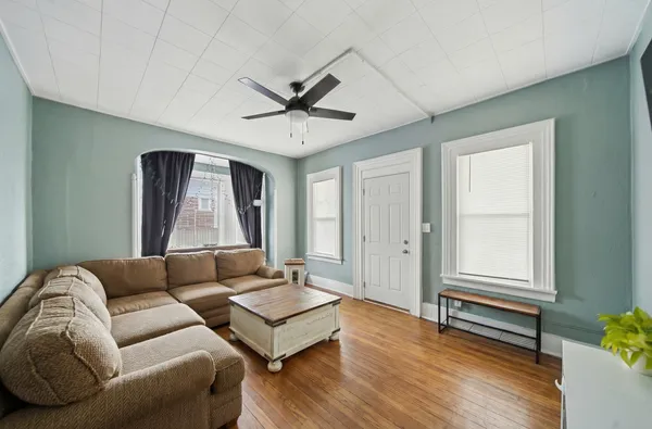 $1,000 | 412 West 4th Street, Sterling, IL 61081