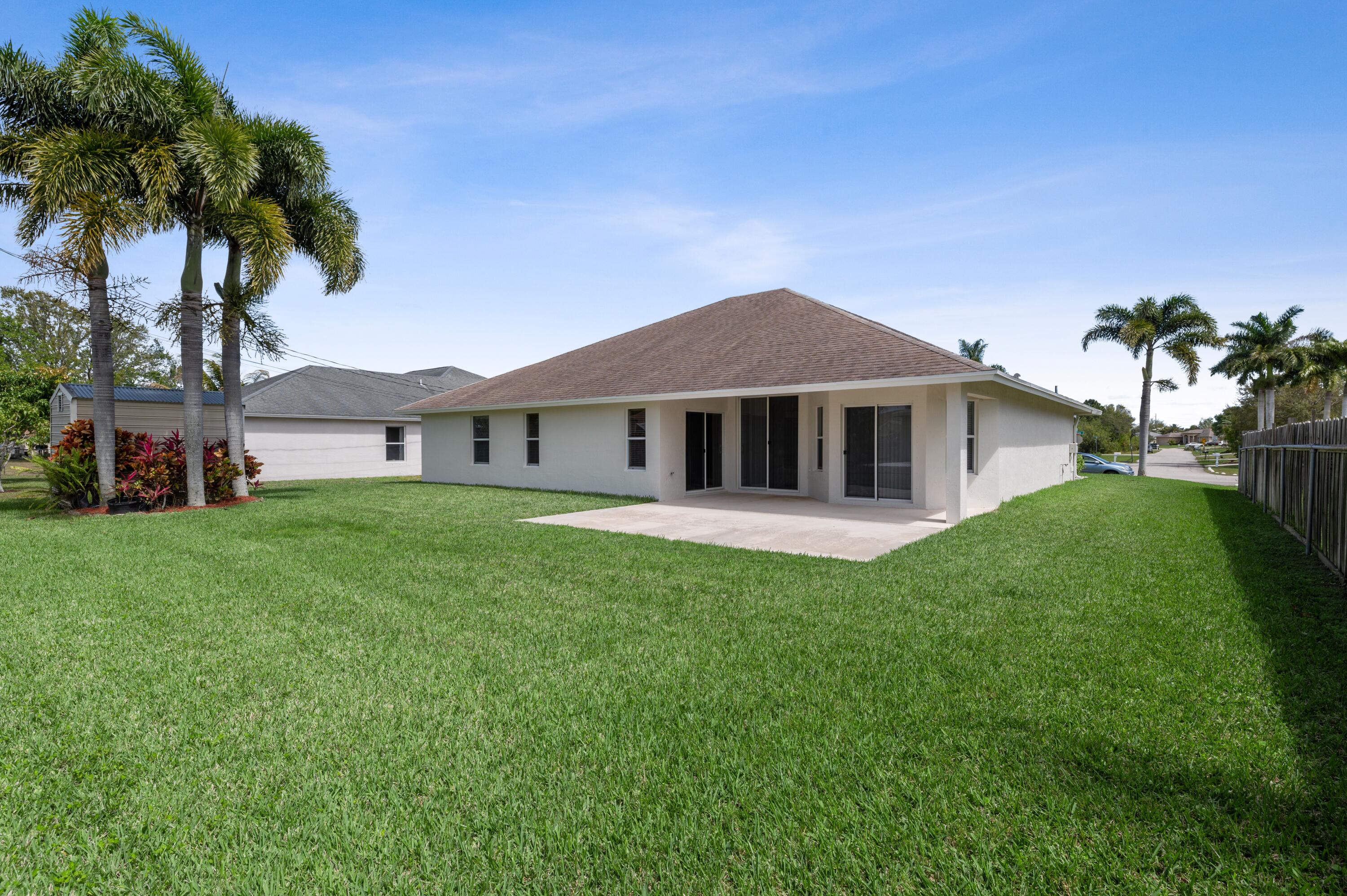 4558 Southwest Ransom Lane Port St. Lucie, FL 34953 - Photo 18 of 19 VHT-RX-10783839_17.jpg