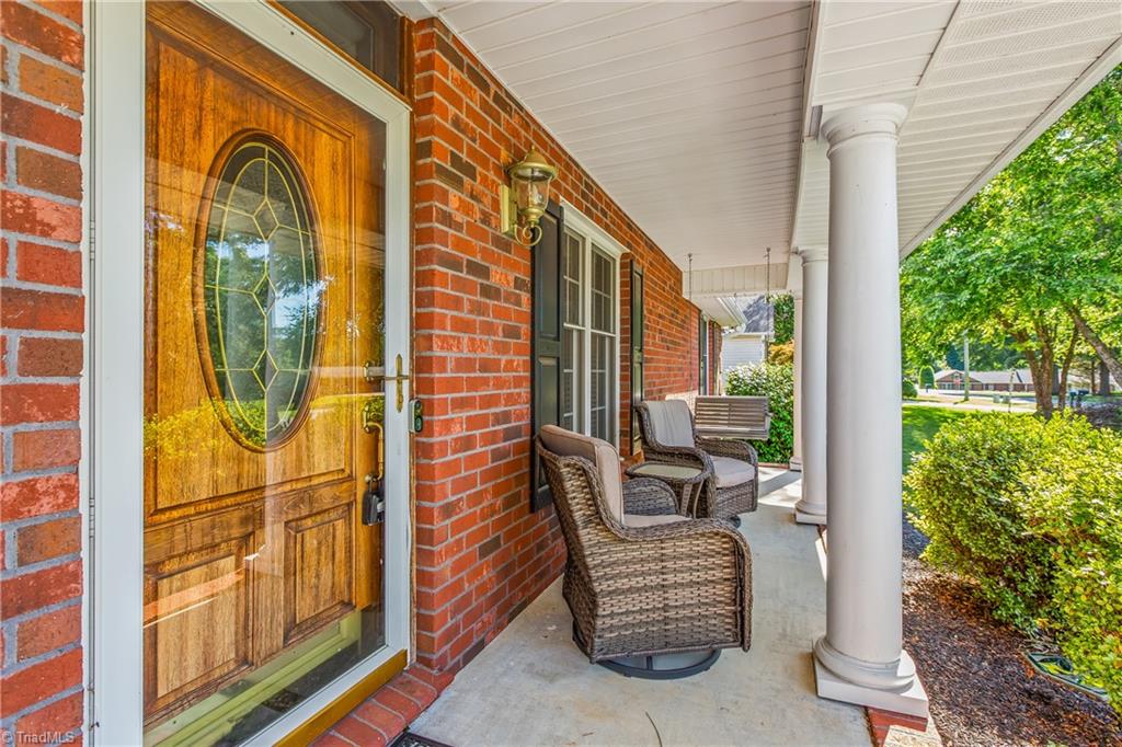 128 Meadowview Road Mocksville, NC 27028 - Photo 4 of 37